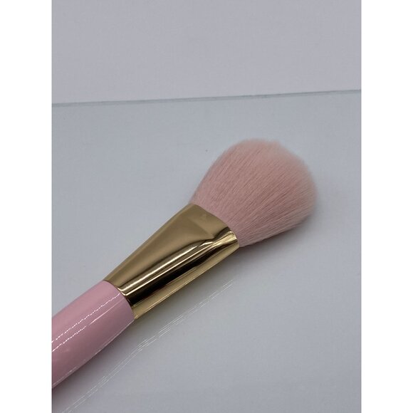 Too Faced Powder Brush - Picture 3 of 4